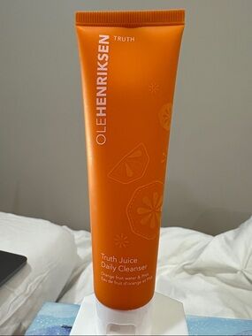 Ole Henriksen Truth Juice Daily Cleanser 60mL BNIB